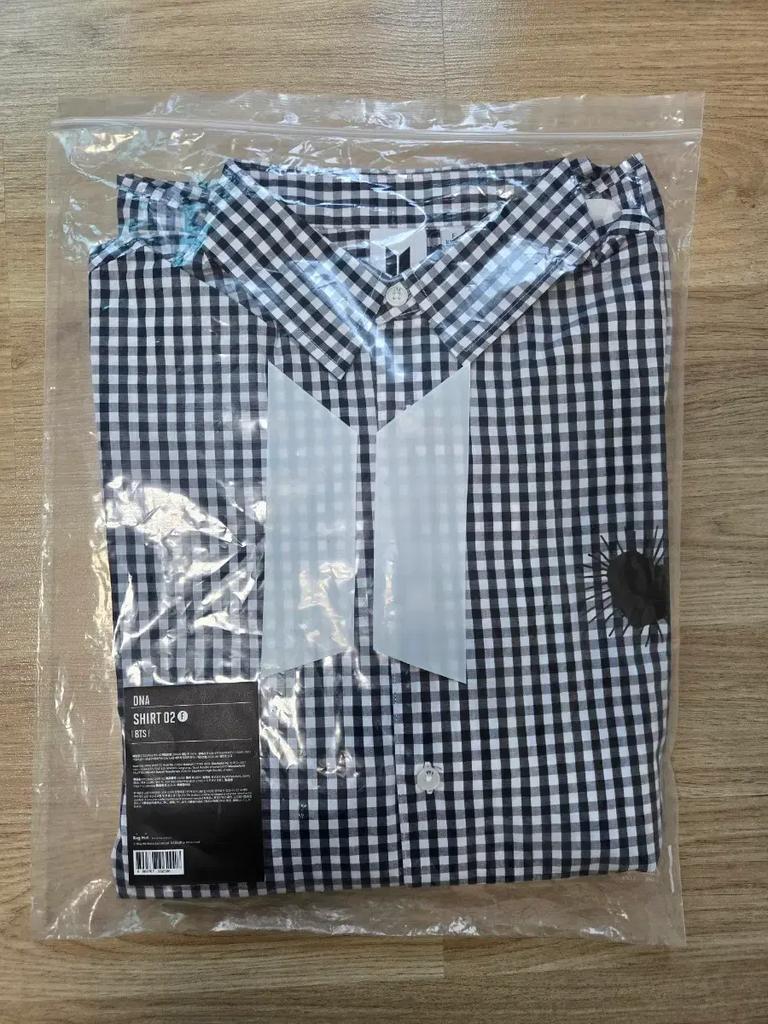Camiseta BTS DNA 02