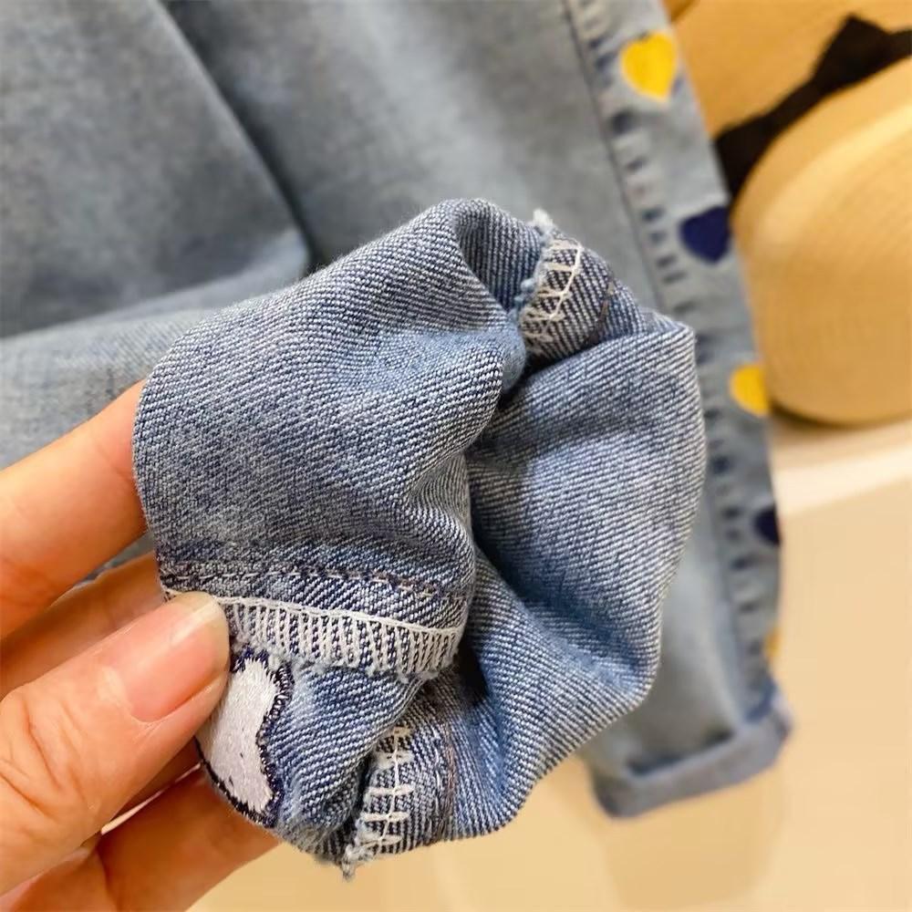 Spring and Autumn Girls Cartoon Embroidery Regular Straight Jeans, Small Feet, Children's Long Pants, Small and Medium-sized Children