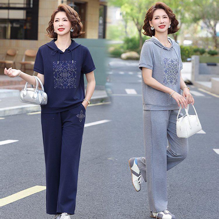 Summer Sportswear Set for Women Aged 40-50: Short-Sleeve T-Shirt & Casual Two-Piece Outfit