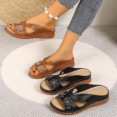 Fashion New Women Slippers Casual Hollow Slippers Wedge Beach Shoes Outdoor Fashion Platform Comfortable Sandals Plus Size Slides Women