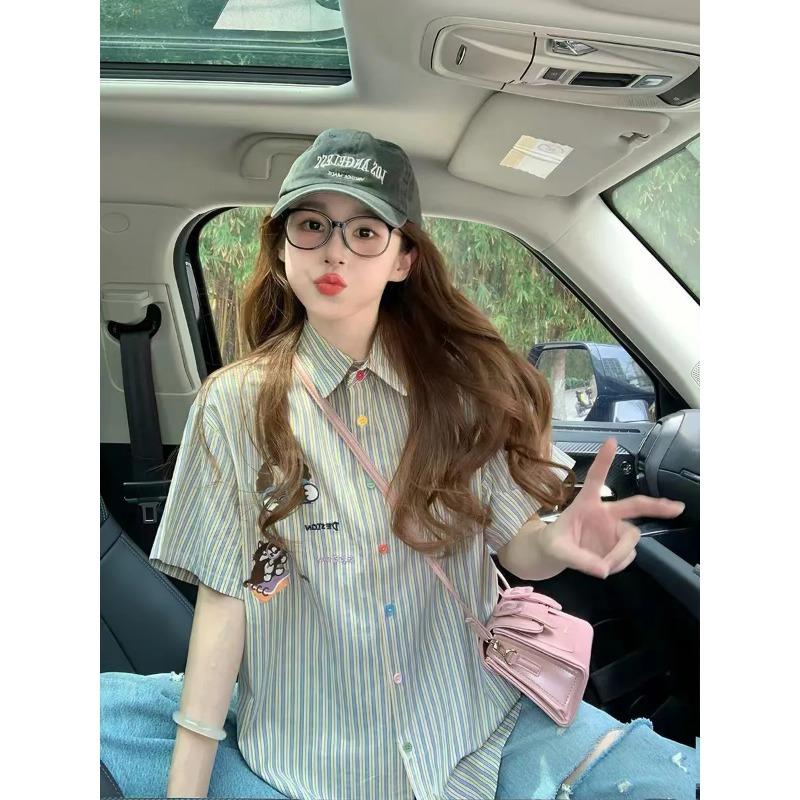 Womens Striped Cartoon Embroidered Short-Sleeve Button-Down Shirt S зелёный