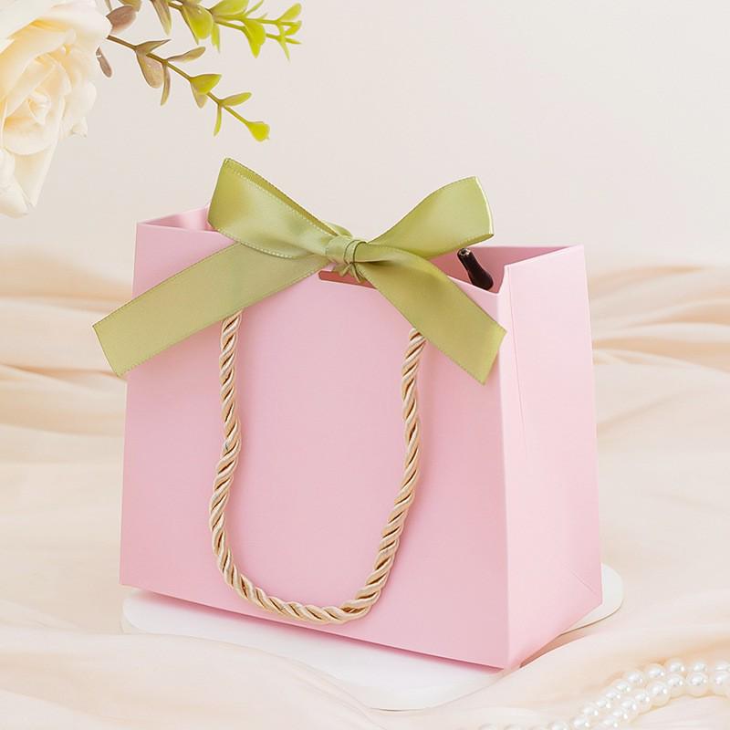 Small Colorful Jewelry and Gift Packaging Boxes with Handles