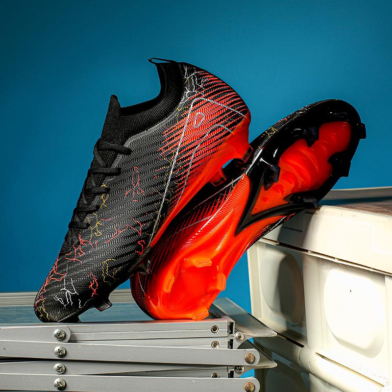 

Latest Men Football Boots for s Training FG Top Quality Cleats Non-Slip Soccer Sport Shoes Sneakers Wholesale Drop Shipping Unisex Adult 35