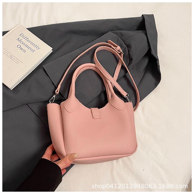

Premium sense niche retro portable bucket bag women s 2025 new trendy versatile popular super fire shoulder oblique span bag