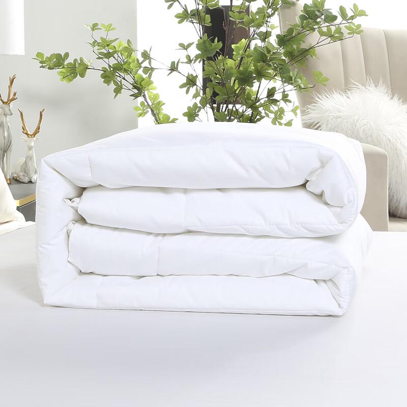 All Season Hotel Style Down Alternative Quilt