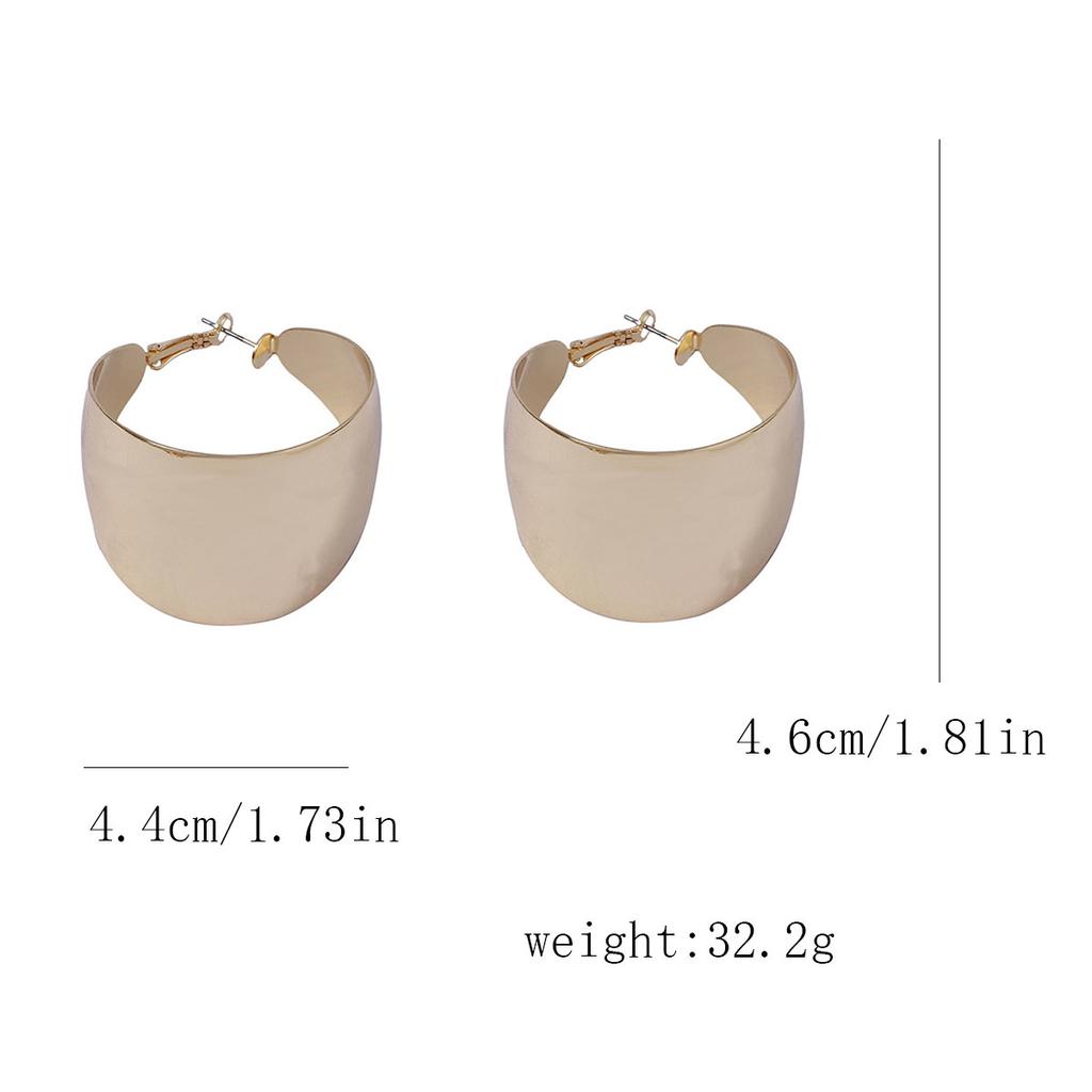 Exaggerated wide geometric ring ear buckles, Hong Kong-style retro landscape C-shaped earrings