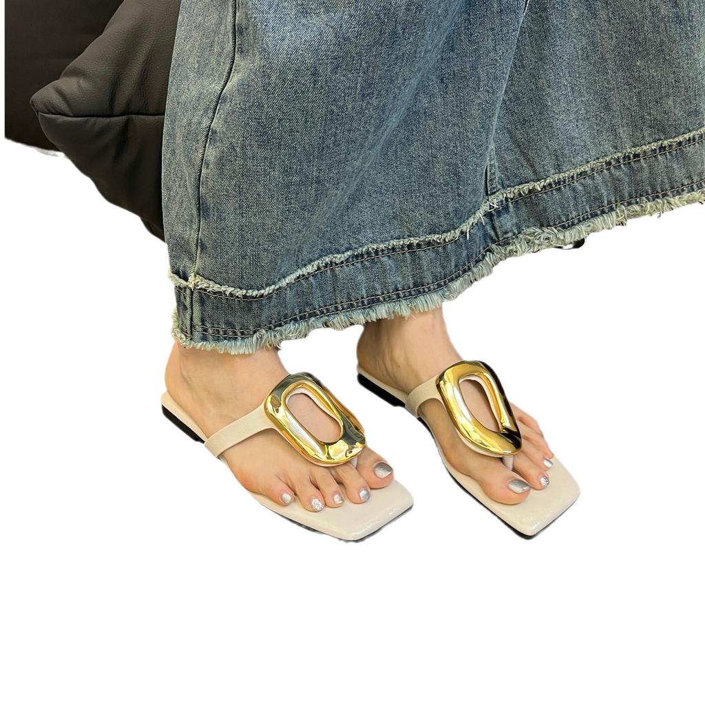 Size 35-43, Open-toed Flip-flops, Women's Summer Wear Versatile, Toe Casual, Flat-bottomed Metal Buckle Cool