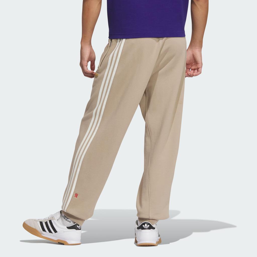 Adidas Originals Year Of The Snake Limited Edition LNY M Jersey P Comfortable Striped Cuffed Knit Joggers Men Joggers Khaki-Brown JL8377