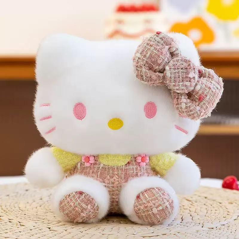 2026 Cartoon Cute KT Cat Doll: Eight-Inch Plush Toy for Children's Birthdays and Claw Machines.