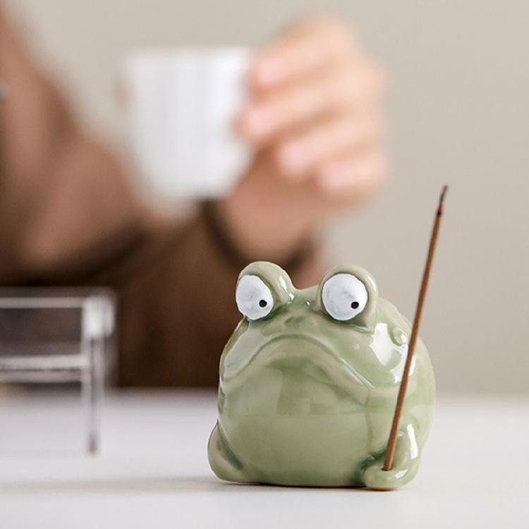 Light Green Ceramics Frogs Miniature Statue Incenses Stick Holder Funny Animal Incenses Burners Tabletop Decors Gift