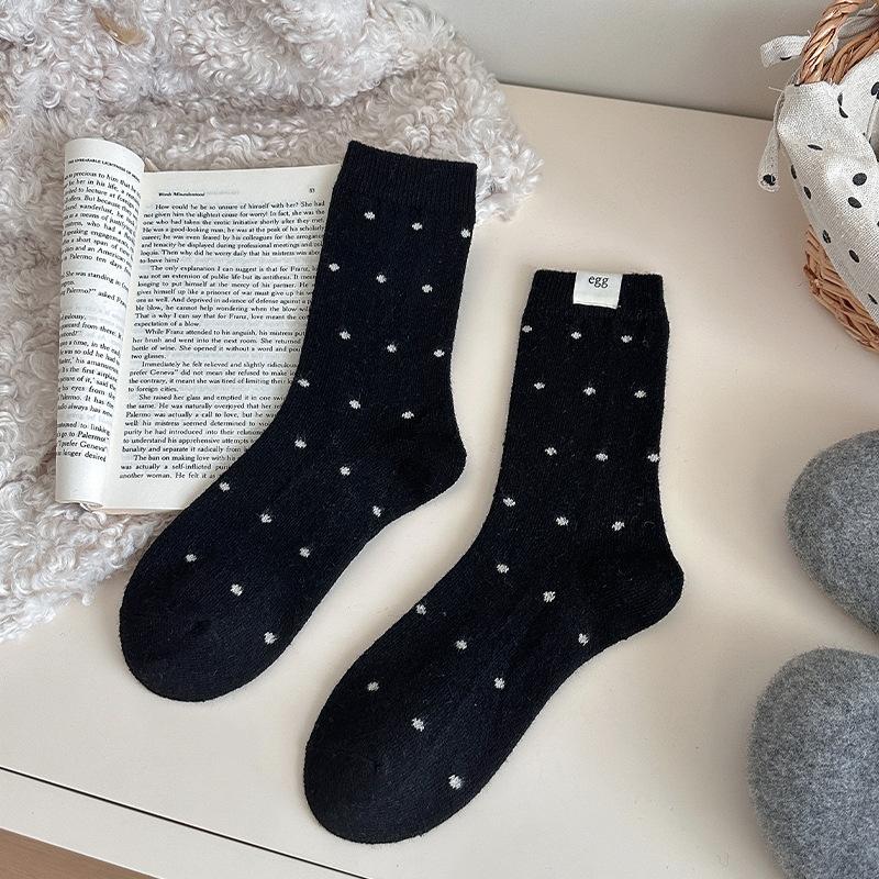 Korean Egg Cloth Label Polka Dot Wool Socks Medium Tube Socks Thickened Warm Coffee Color Winter Thick Socks Stockings Tide