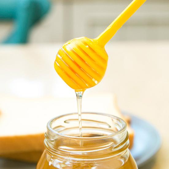 2Pcs Honey Mixing Stirrer Plastic Dipper Smooth Honey Comb Stick Spoon Grooved Honey Wand for Collecting Dispensing Drizzling Jam