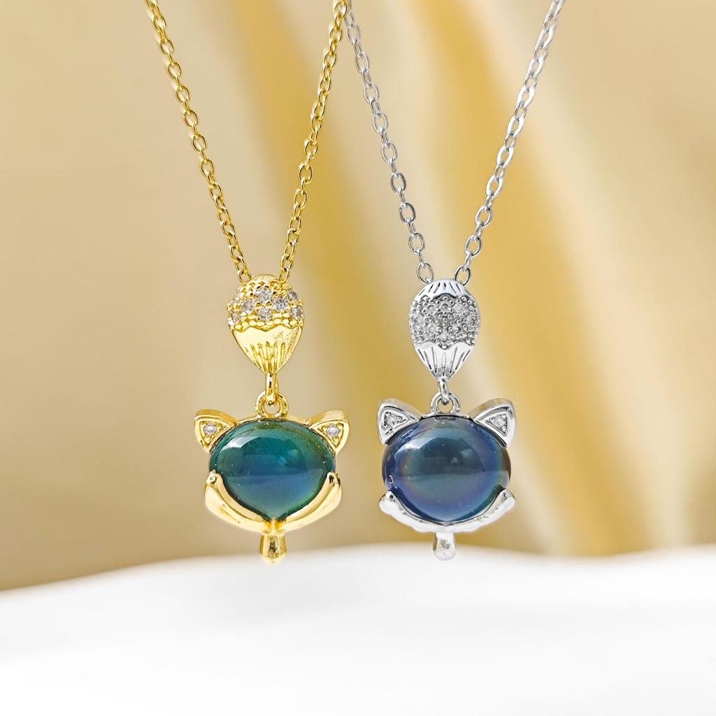 Color-Changing Rhinestone Fox Pendant Necklace: Titanium Steel, Korean Style
