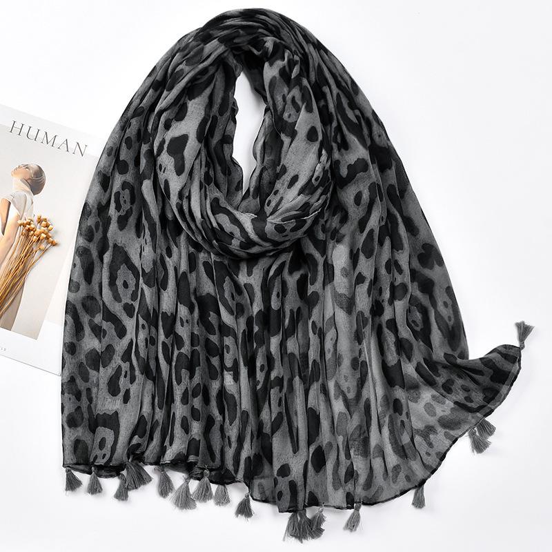 Bohemian Colorful Printed Women's Tassel Scarf - Perfect for Seaside Vacations and Sun Protection