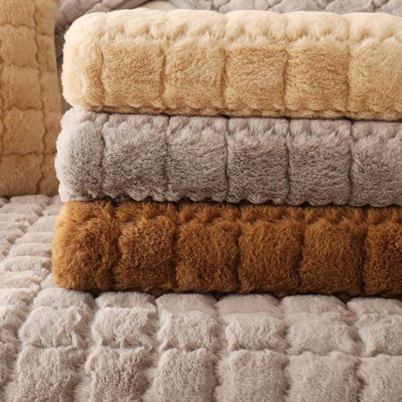 Tapis de canapé en peluche à grille, épais, antidérapant, Anti-poussière, coussin de siège de couleur unie, paquet complet, couverture universelle, serviette en tissu, nouvelle collection hiver