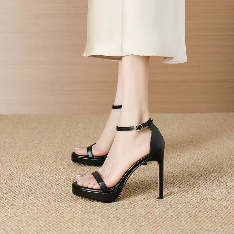 2025 women's new word with sexy versatile thin heel waterproof platform platform platform sandals women's summer Internet celebrity high heels