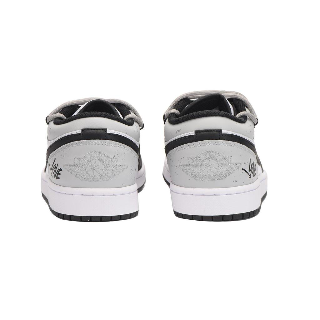 Jordan Air Jordan 1 Low Top Vintage Basketball Shoes Men's Black 553558-132(Team-SBOX)-Random Packaging Bags