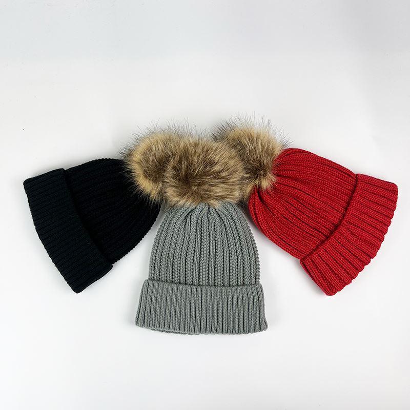 High Quality Trendy Youth Unique Winter Knitted Plain Beanies Rabbit Hair Top Ball Custom Logo Soft Beanie Hat