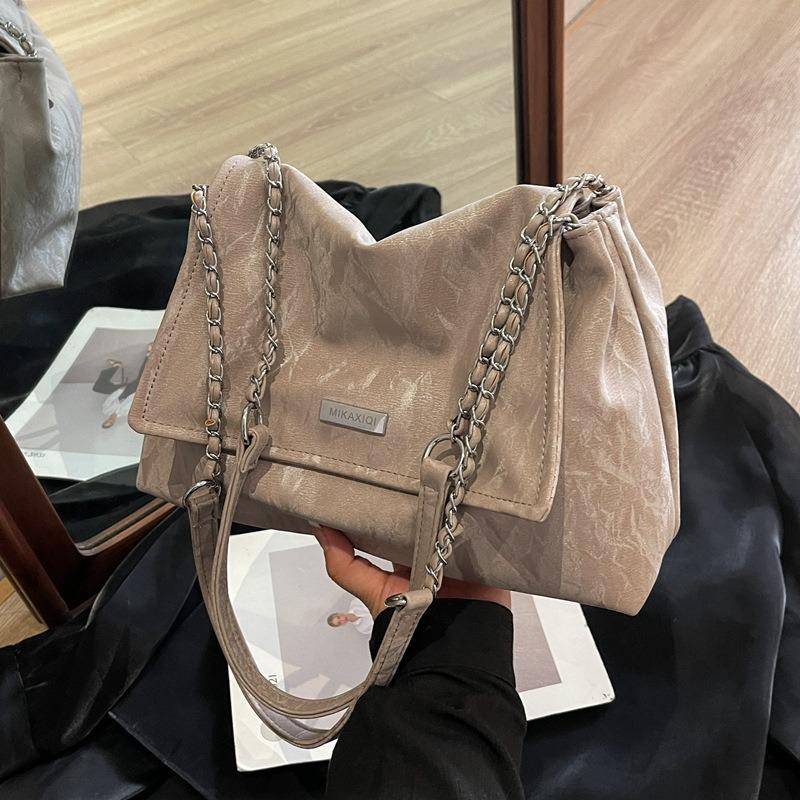 New niche fashion chain portable large bag women's retro tote bag casual fashion armpit bag