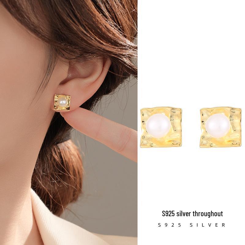 Banyan Tree S925 Silver Geometric Shell Pearl Earrings - Korean Trendy Niche Style