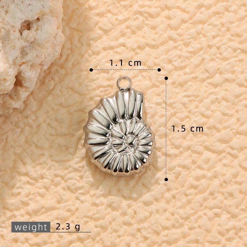 Gold-Plated Stainless Steel Conch Scallop Pendant for DIY Necklace & Earrings