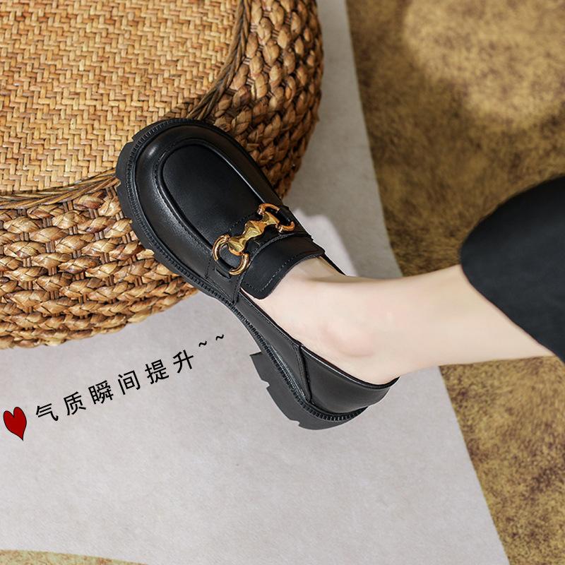 Small Woman Small Size 32334 Black Single Shoes Versatile Leather Shoes Autumn and Winter Horse Street Buckle Inner Height Increase 6CM