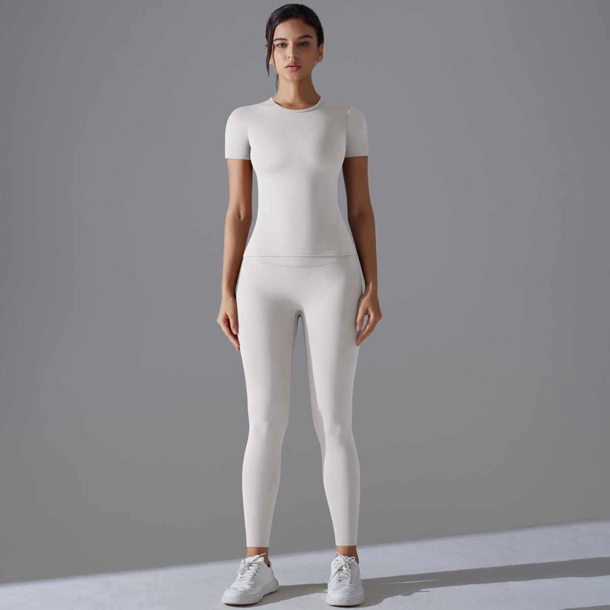 

Новый однотонный двухсторонний брашированный облегающий комплект для йоги с высокой эластичностью и воздухопроницаемостью для бега, фитнеса, спорта, комплект для йоги для женщин XL белый