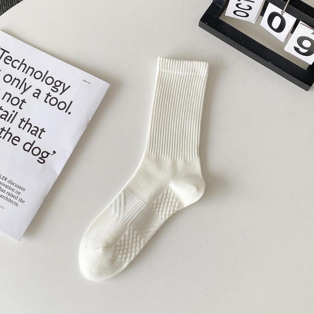 Men's Mid-Calf Cotton Socks, Fall/Winter, Solid Colors, Massage Sole, Breathable, Versatile Sports Style, Black and White.