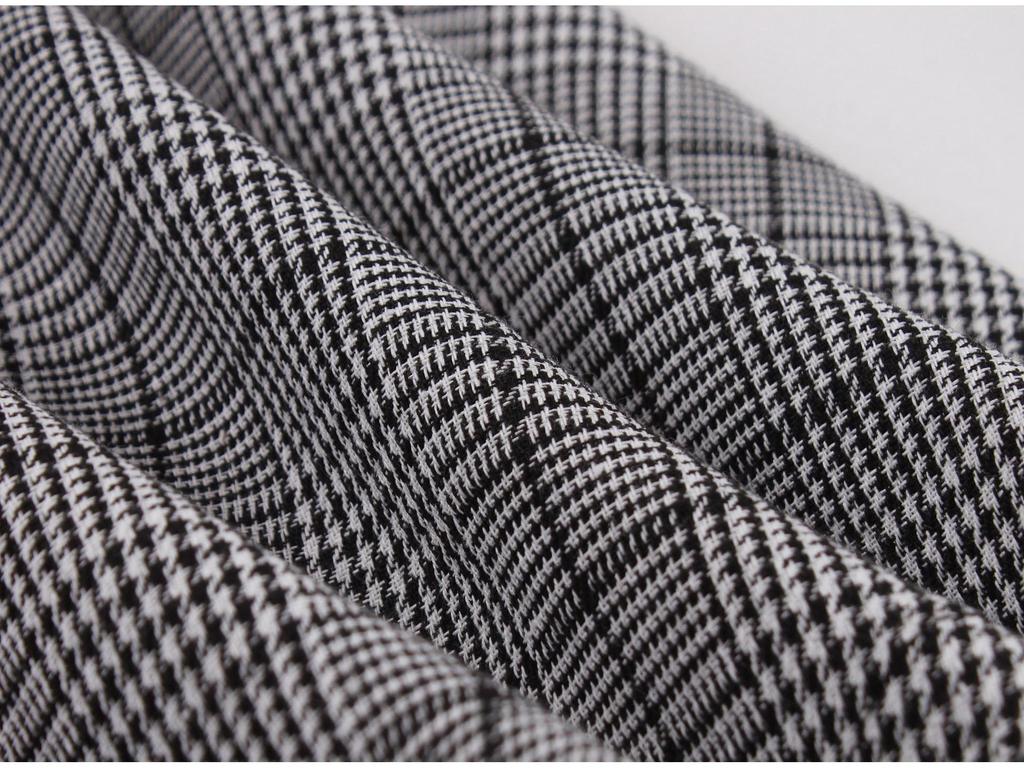 Retro Women's Plaid Dress with Turn-Down Collar, Short Sleeves, Single-Breasted Design, and Pockets in Hepburn Style.