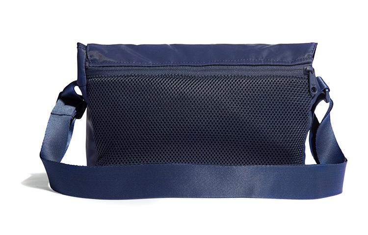 adidas Originales Adidas Originals Bolso de Hombro de Nailon Reciclado, Bolso Cruzado Unisex Azul Marino HD9642