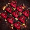 Hochzeits-Bonbon-Geschenkboxen aus Seidensatin