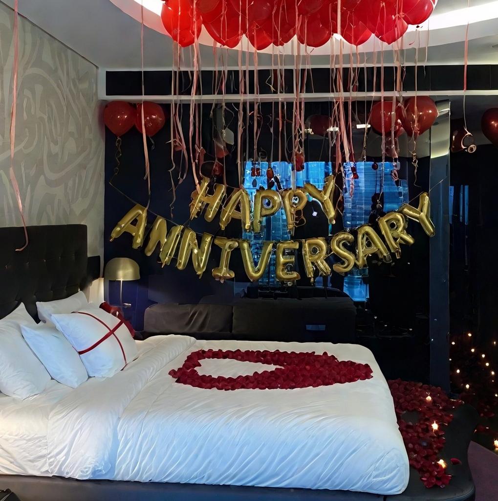Happy Anniversary Balloon Set  Red Lips and Heart Aluminum Film Balloon Simulation Rose Petals for Valentine's Day Wedding