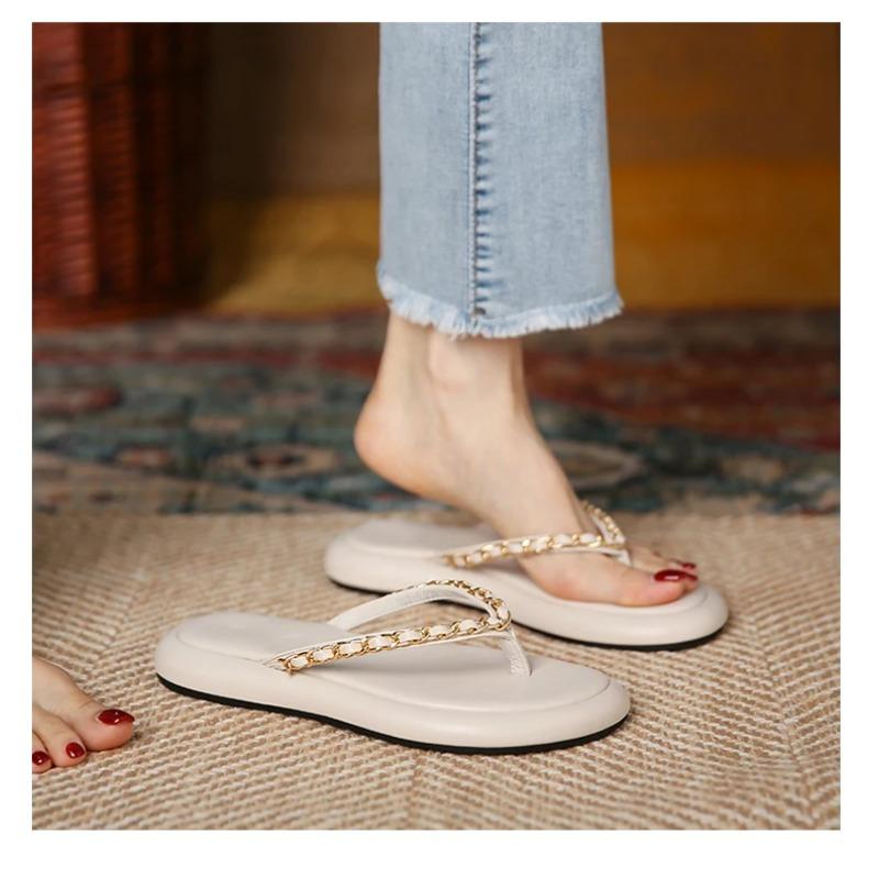Woman Trend Newest Summer Gold Gold Buckle Women Slipper Fashion Slip On Ladies Flip Flops Flat Heel Outdoor Casual Sandals