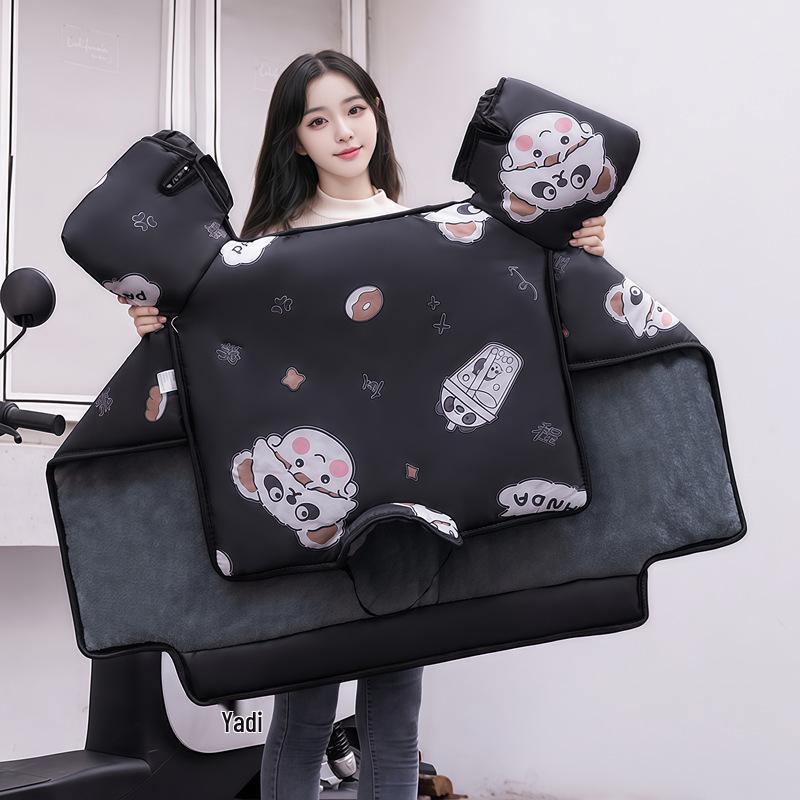 Electric Vehicle Windshield Fleece Cape: Thick, Full Coverage Neck & Shoulder Protector for Warmth and Windproof Cold Protection.
