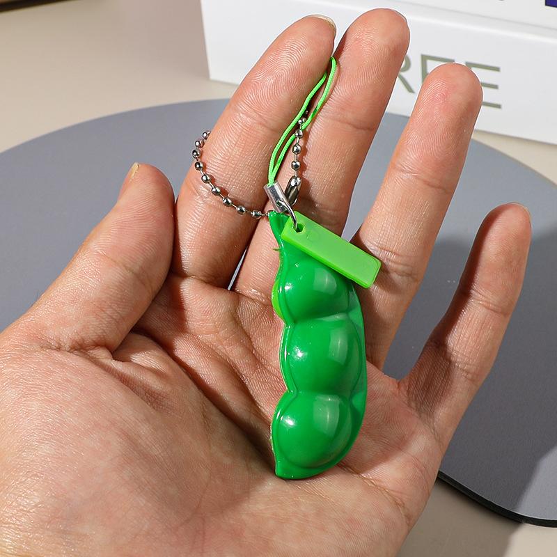 6Pcs Fidget Toy Set Squeeze Bean Soybean Stress Relieving Playful Charms Extrusion Edamame Pea Keychain for Mobile Phones Keys