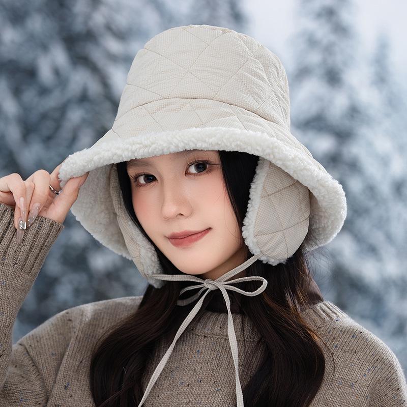 

Флисовая шляпа-панама в ромбовидную клетку, японская ветрозащитная и теплая шапка с защитой ушей, универсальная шапка-ушанка, подчеркивающая лицо One Size