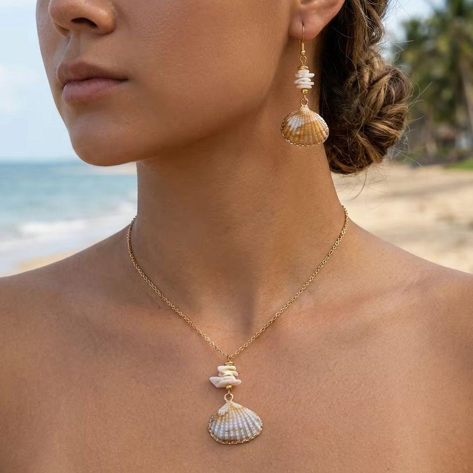 Bohemian Shell Necklace Earrings Set for Women Trendy Scallop Gold Plated Dangle Earring Clavicle Chain Party Jewelry Gift