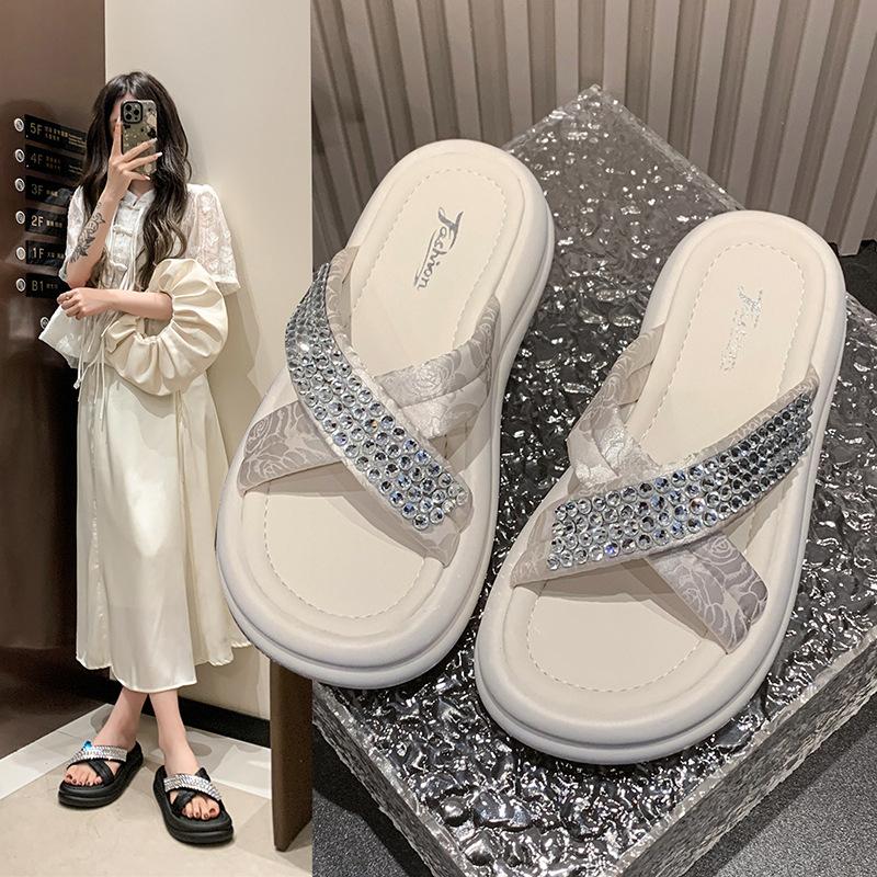 

Summer non-slip thick-soled cool slippers women s new outer wear women s casual Baida fairy wind beach women s sandals 40