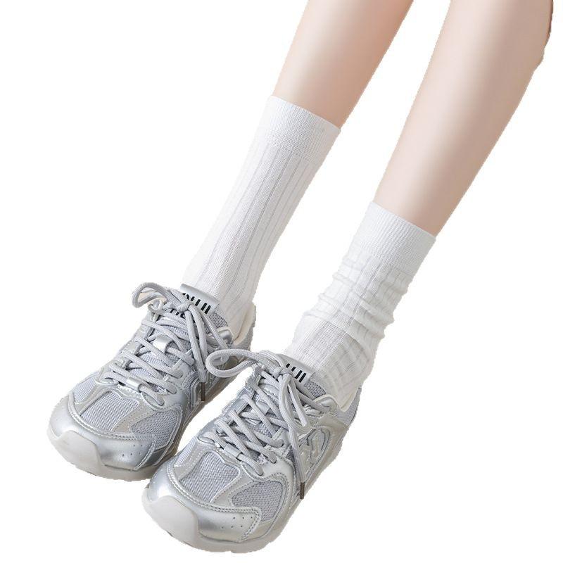 Women's Mid-calf Socks for Autumn and Winter, Solid Color Boneless Anti-pilling Pile Socks, Sweat-absorbing and Breathable Postpartum Socks
