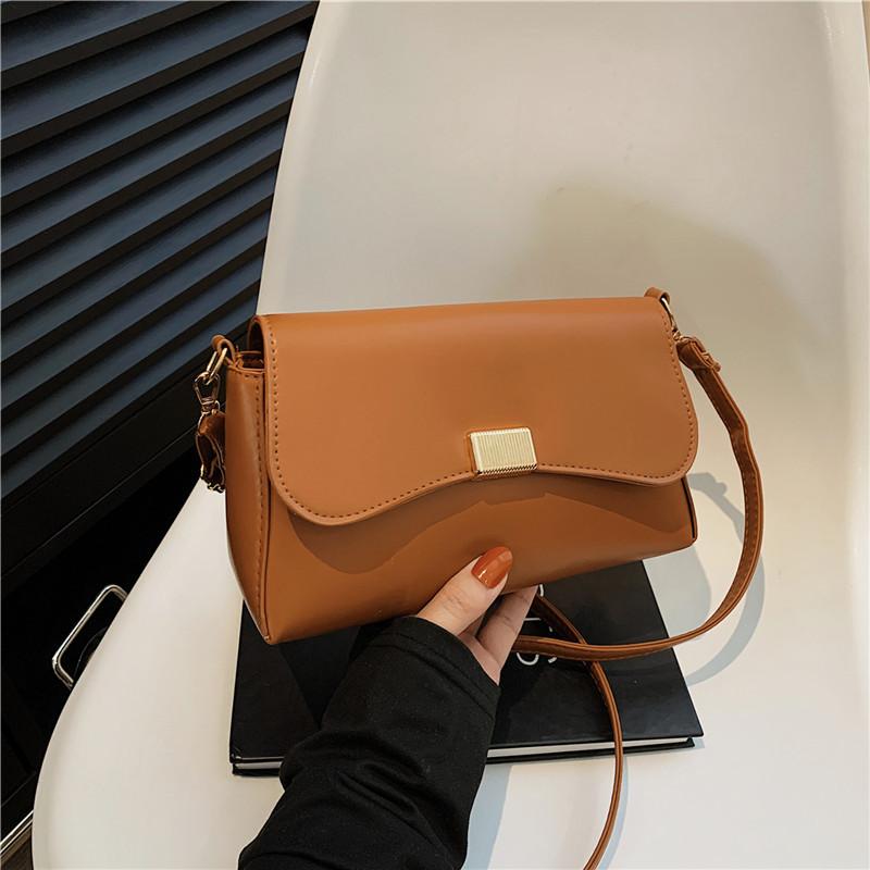 Trendy Retro Pu Crossbody Bag For Women With Magnetic Closure And Phone Pocket