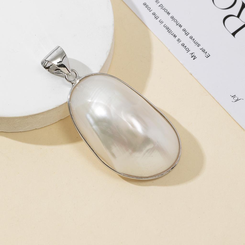 1Pc Unique Natural Shell Pendant, Mother of Pearl Zinc Alloy Pendants, Fashion Women Charms for Jewelry Making DIY Necklace Accessories, Holiday Gifts