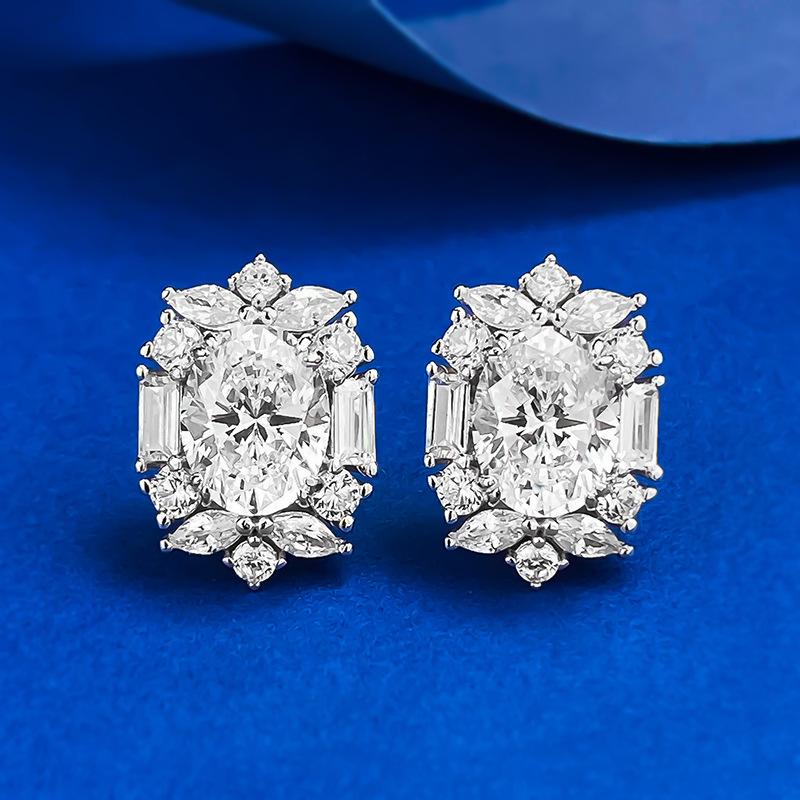 

Simple 7 * 9Mm Oval Pigeon Egg Simulation Drill Four-Claw Stud Earrings 925 Silver