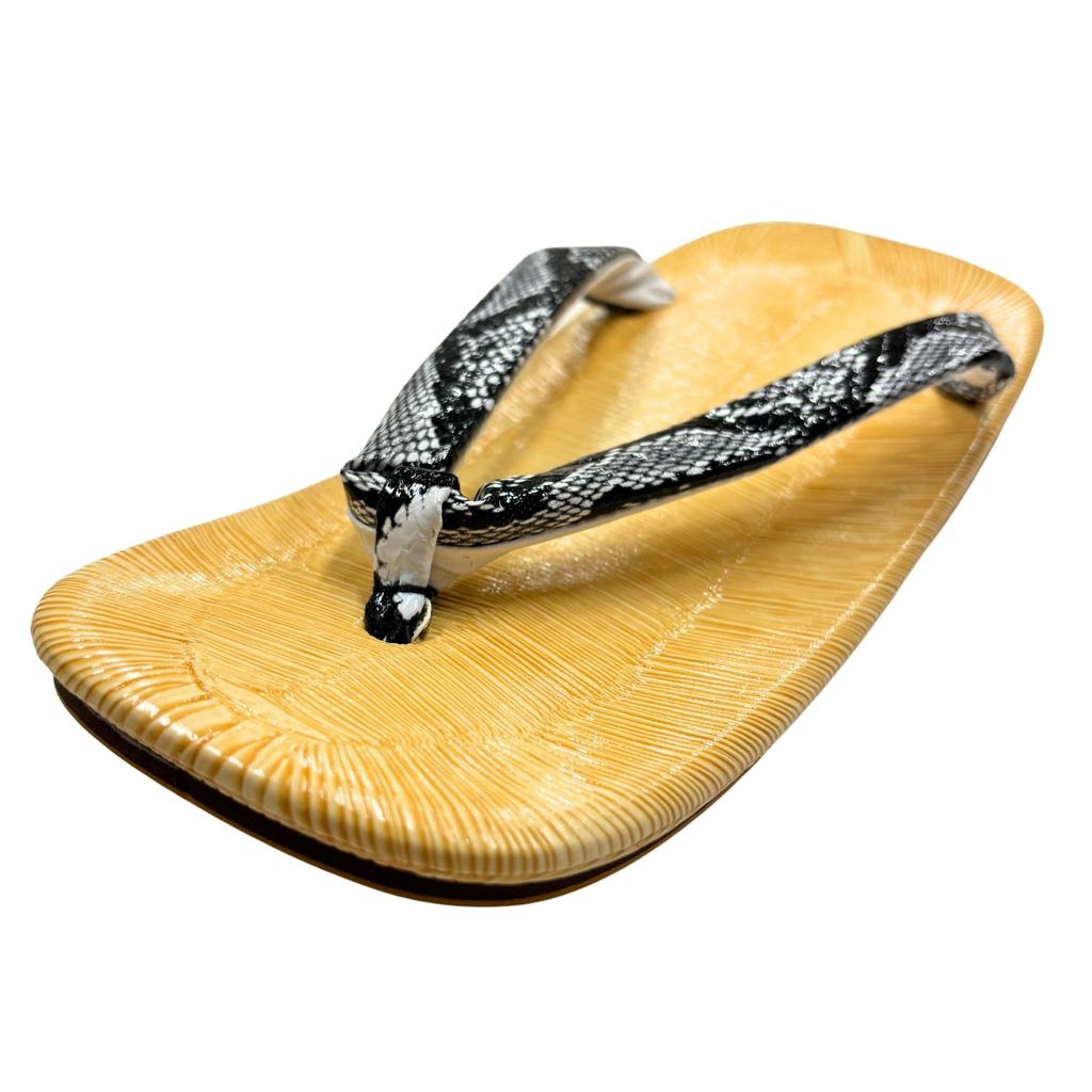 Edoten Setta Sandals (White) (LL)