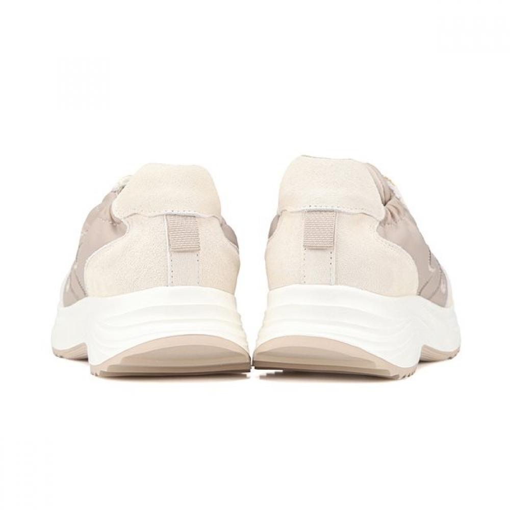 BARBARA Lightweight Cushion Sneakers 5cm Bbj605