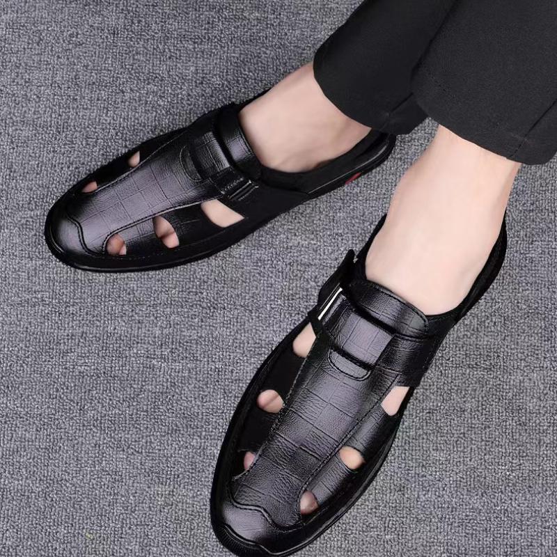 Summer Men Leather Shoes Round Toe Solid Color Hollow Sandals Non-slip Soft Bottom Mens Fashion Flats Sandalias Para Hombres