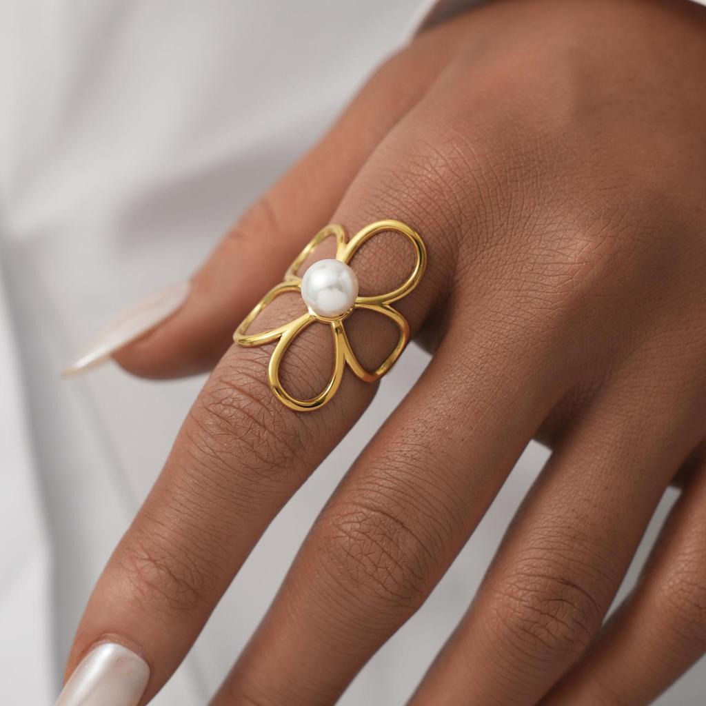 European and American Stainless Steel Pearl Flower Adjustable Ring - Simple, Stylish Ladies' Jewelry