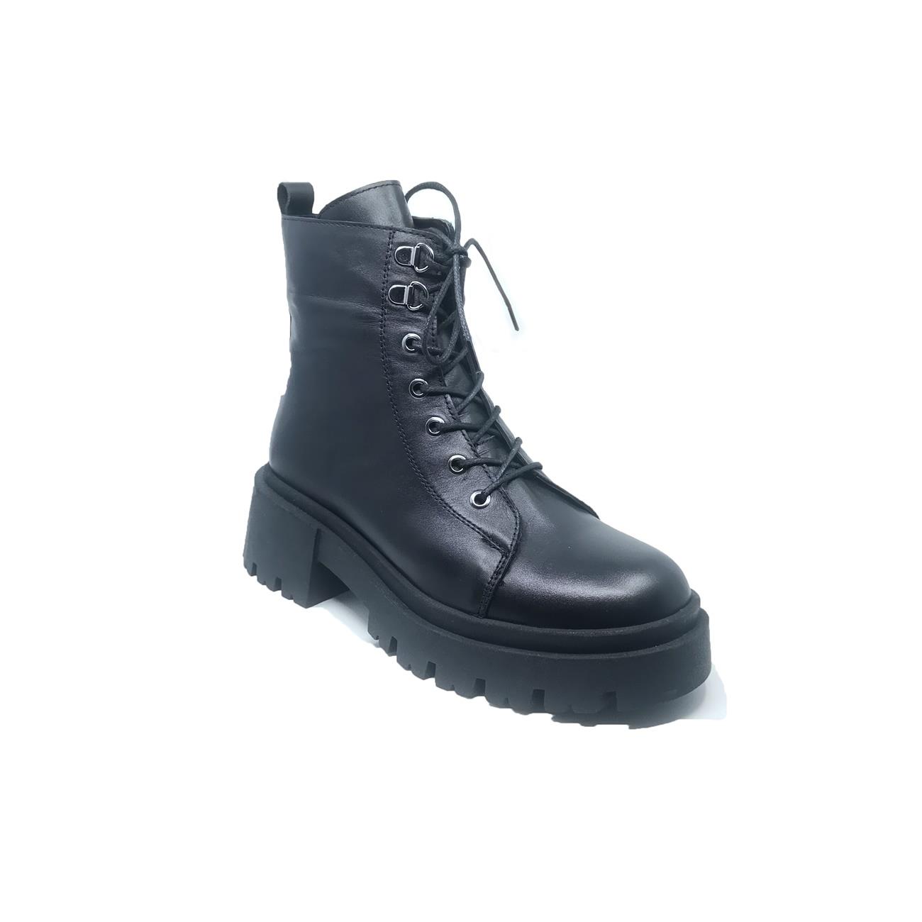 

Женские кожаные ботинки Janest 118-25000