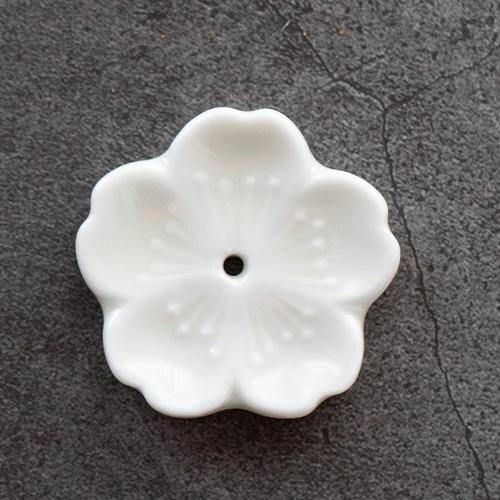 1/2 Stück Kirschblüten Räuchergefäß Zuhause Keramikdekor Räucherstäbchenhalter Aromatherapie Räucherstövchen Büro Teehaus Ornament