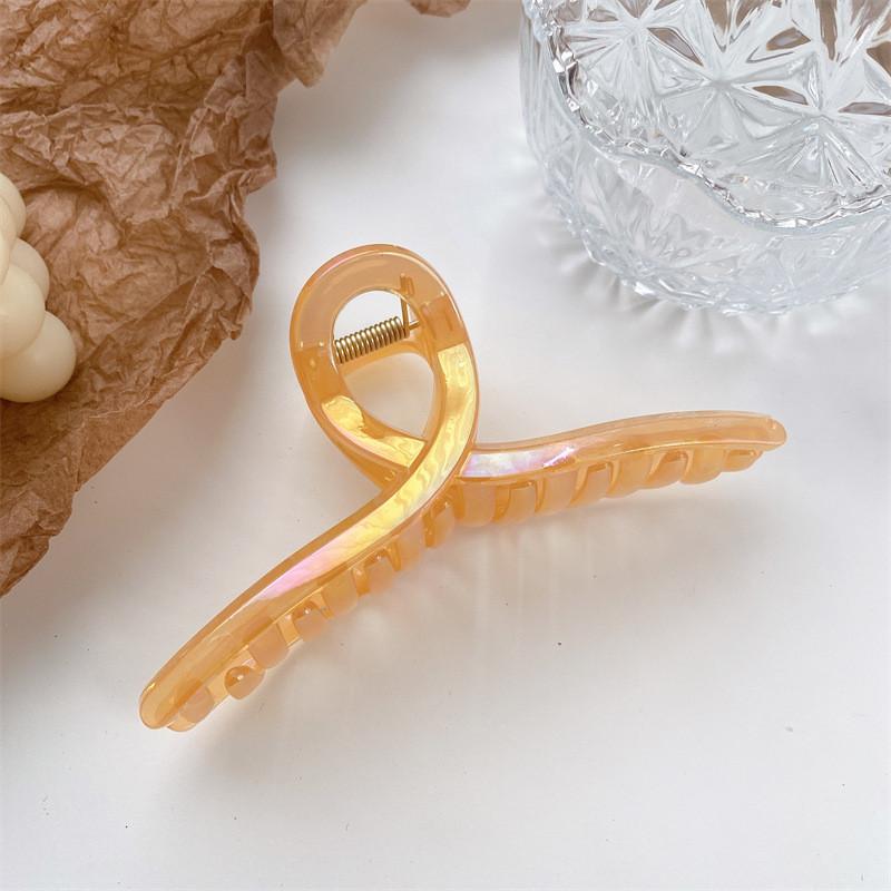 Fashionable 13cm Colorful Plastic Hair Claw Clip For Women Stunning Accessories For Hair