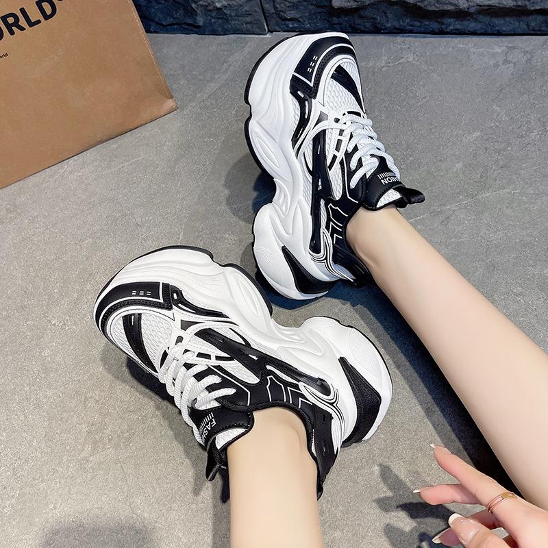 Daddy Shoes Girl 2025 New Leather Platform Muffin Lace-up Casual Shoes Small Height-increasing Sports Shoes Women's Shoes